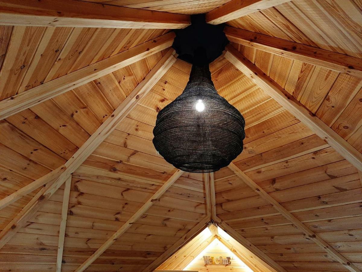 La Cabane De L'Atelier Bomal Εξωτερικό φωτογραφία